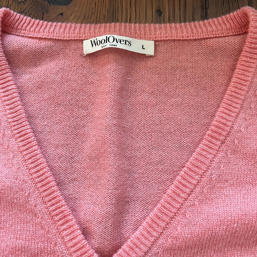 Woolovers Marino and Cashmere V-Neck Sweater - Picture 2 of 7